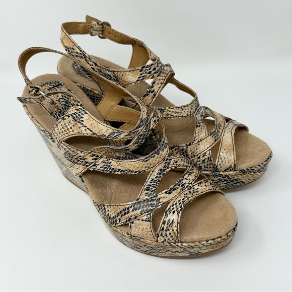 B.O.C. Wedge Platform Sandals Women's Size 8 Animal Snake Print - Picture 4 of 12